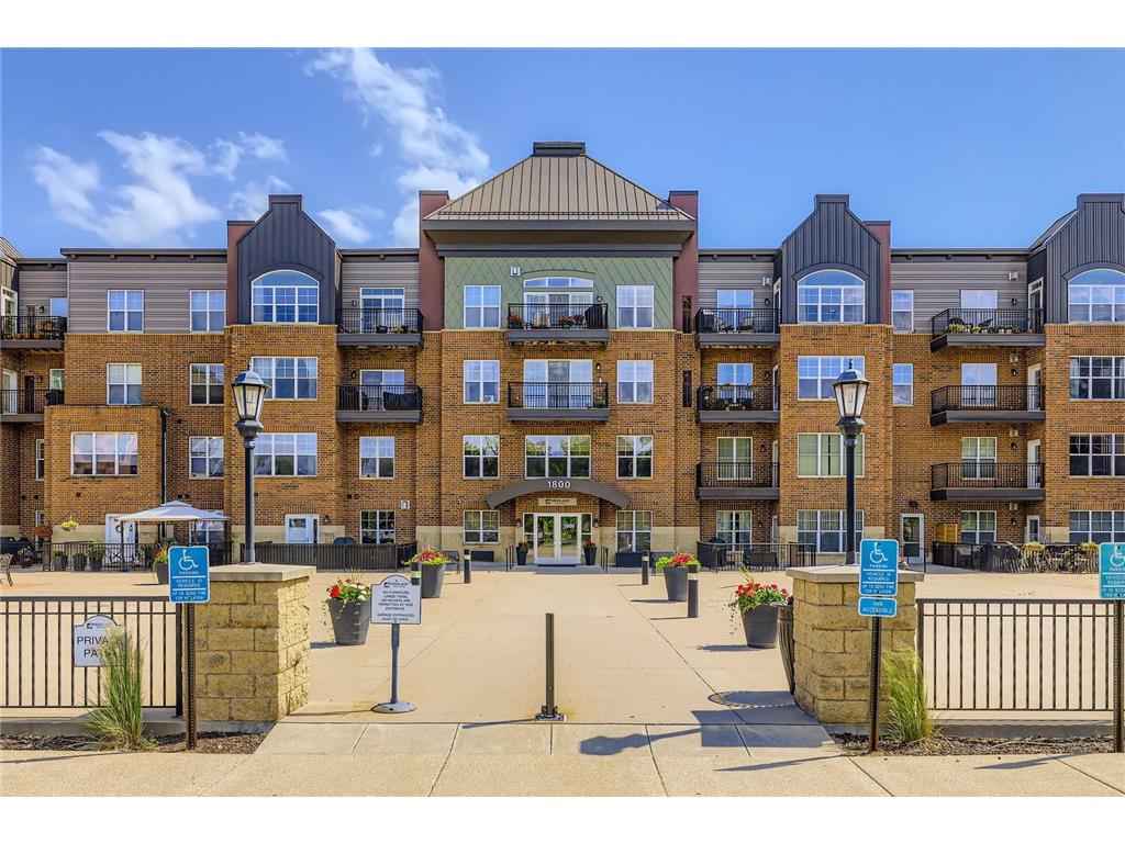 1800 Graham Avenue #303 Saint Paul MN 55116 6743457 image1