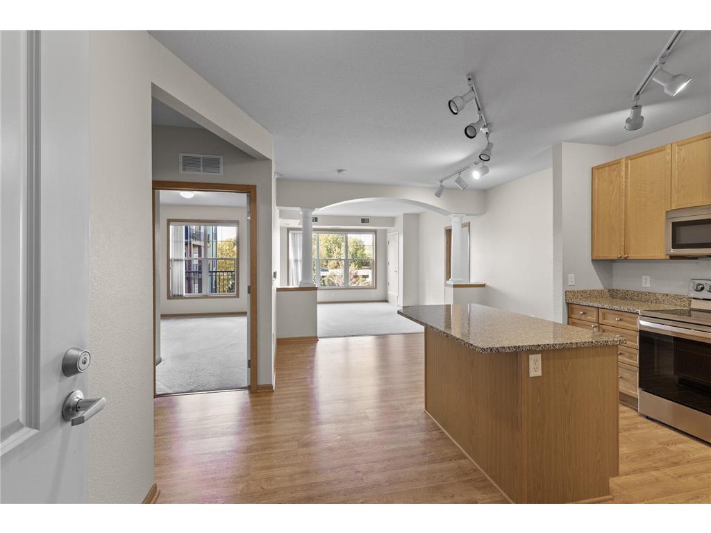 1800 Graham Avenue #330 Saint Paul MN 55116 6618862 image1