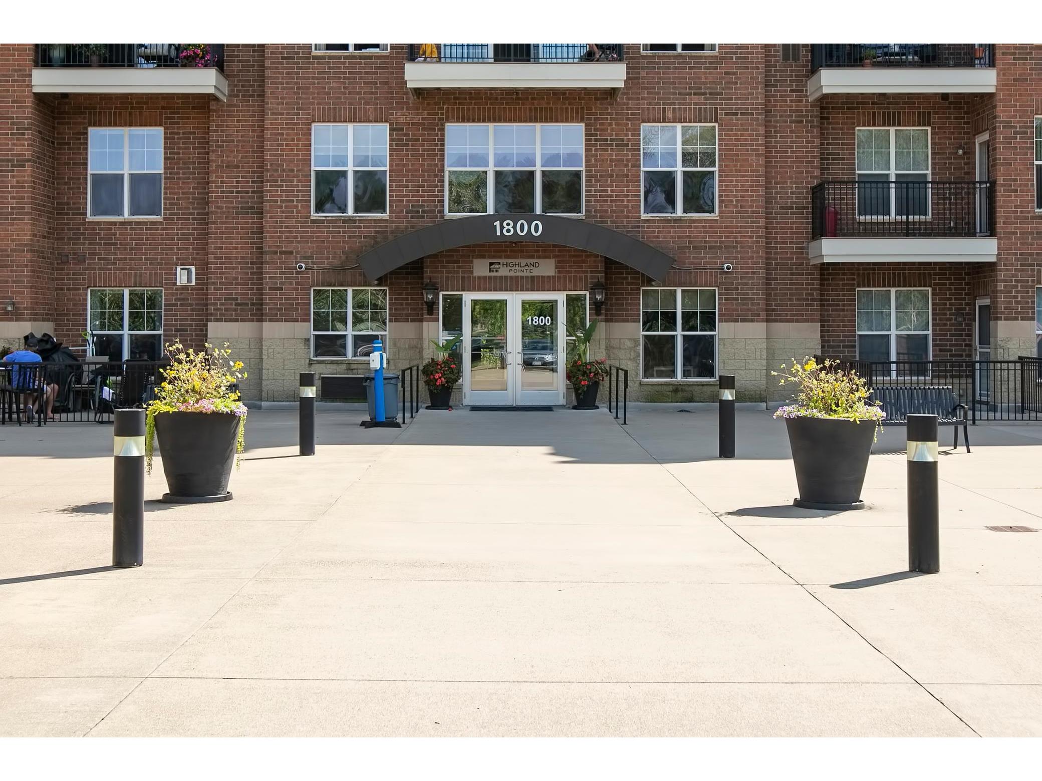 1800 Graham Avenue 337, Saint Paul, MN 55116 MLS 5675808 Edina Realty