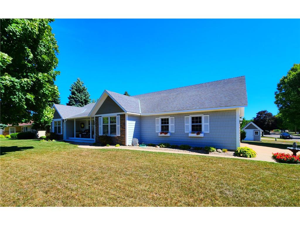 1800 Greenwood Drive, Albert Lea, MN 56007 MLS 6431814 Edina Realty