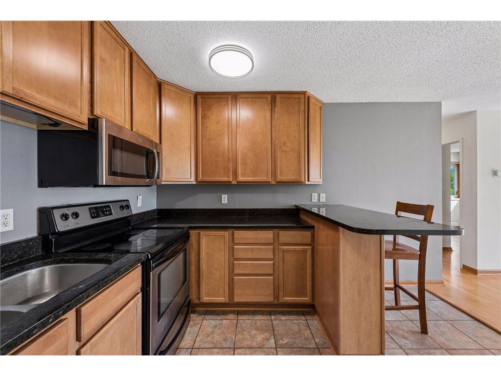 1800 Lasalle Avenue #101 Minneapolis MN 55403 7072930 image3