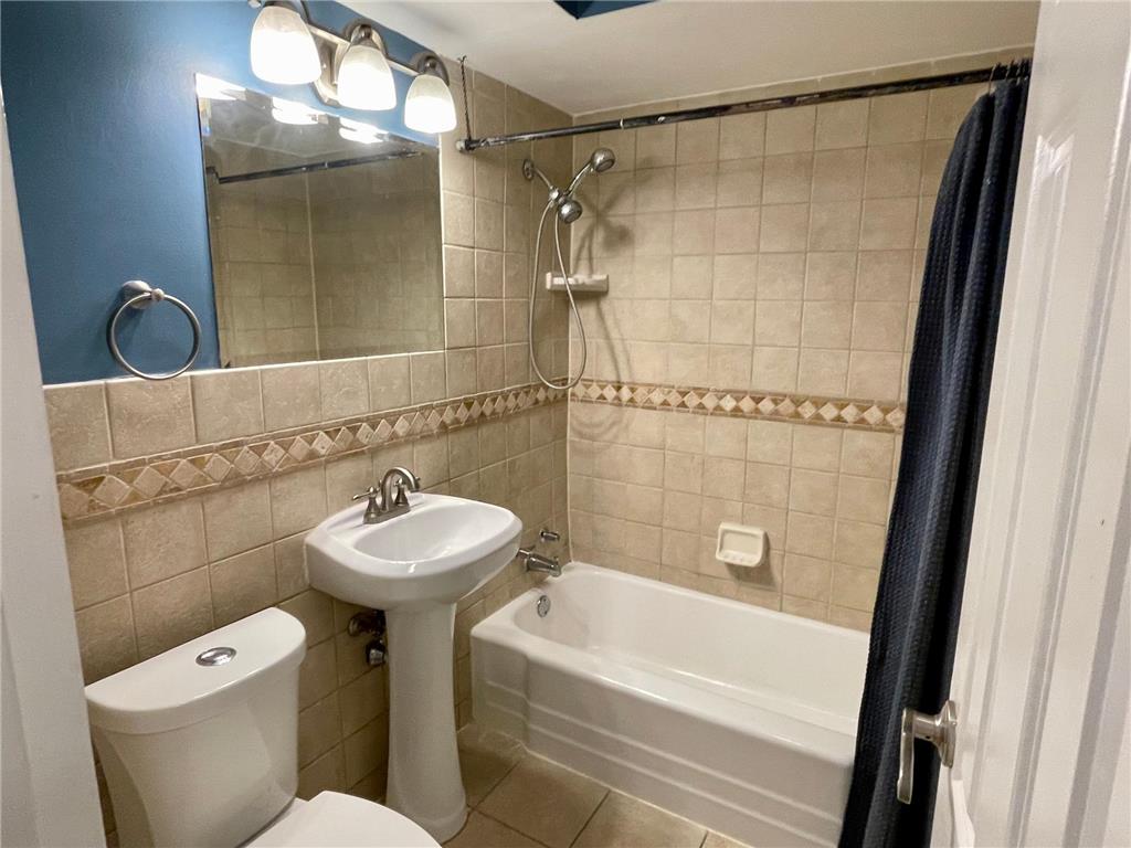 1800 Lasalle Avenue #104 Minneapolis MN 55403 7004592 image12