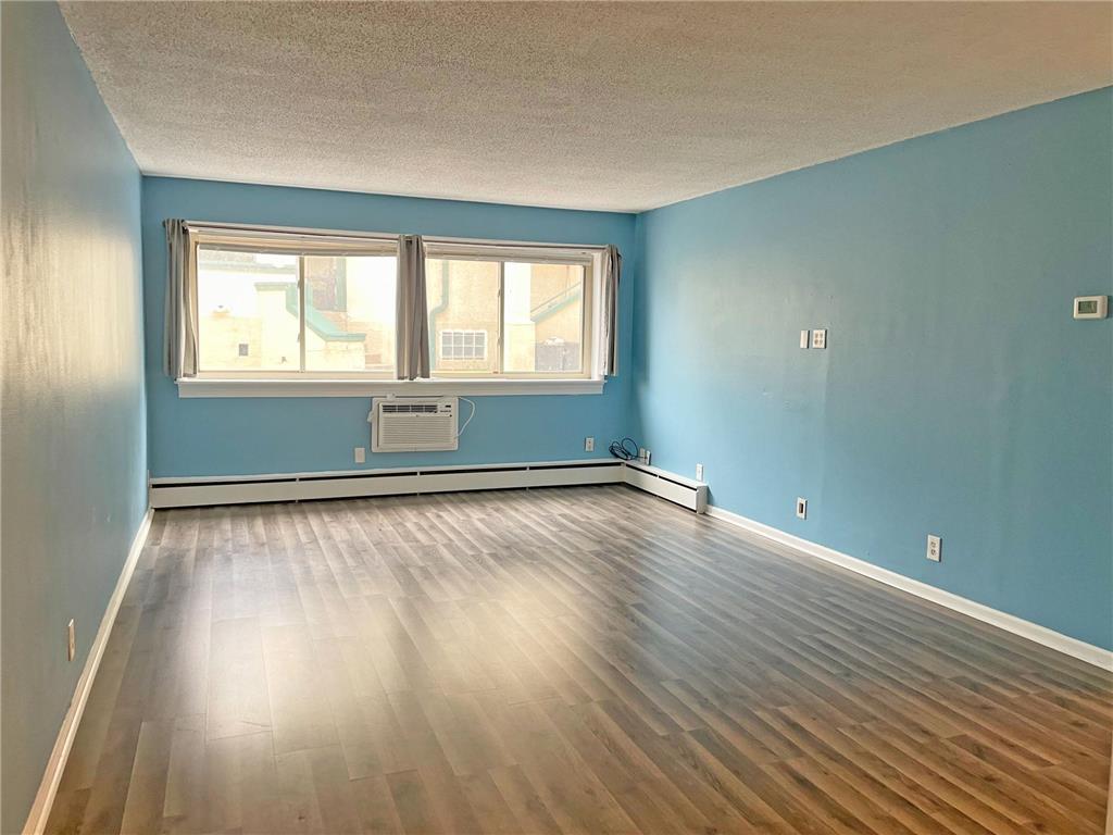 1800 Lasalle Avenue #104 Minneapolis MN 55403 7004592 image3