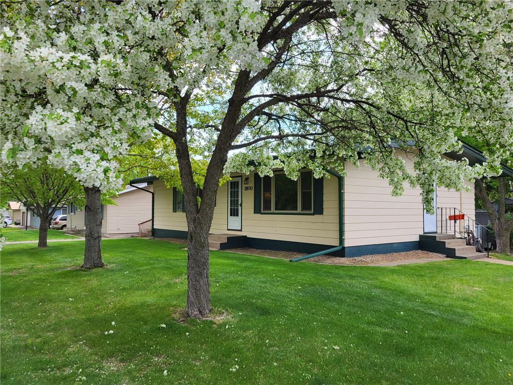 1800 Pine Street Hastings MN 55033 7056817 image1