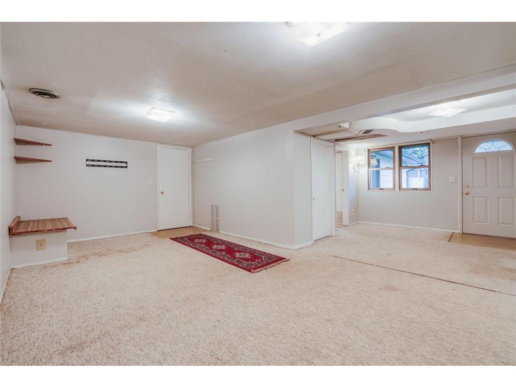 1800 Pine Street Hastings MN 55033 7056817 image17
