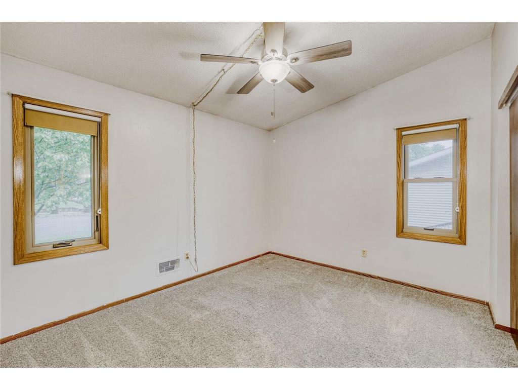 1800 Pine Street Hastings MN 55033 7056817 image20