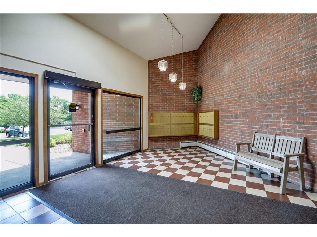 1800 Riverwood Drive #219 Burnsville MN 55337 7106355 image4