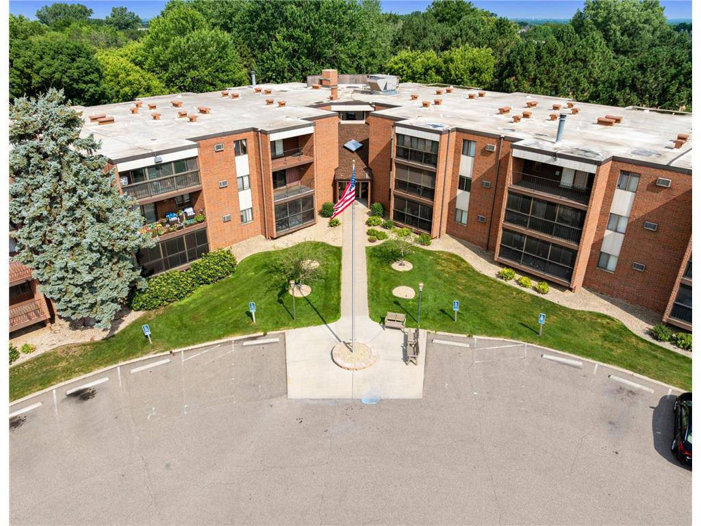 1800 Riverwood Drive #301 Burnsville MN 55337 7114233 image11