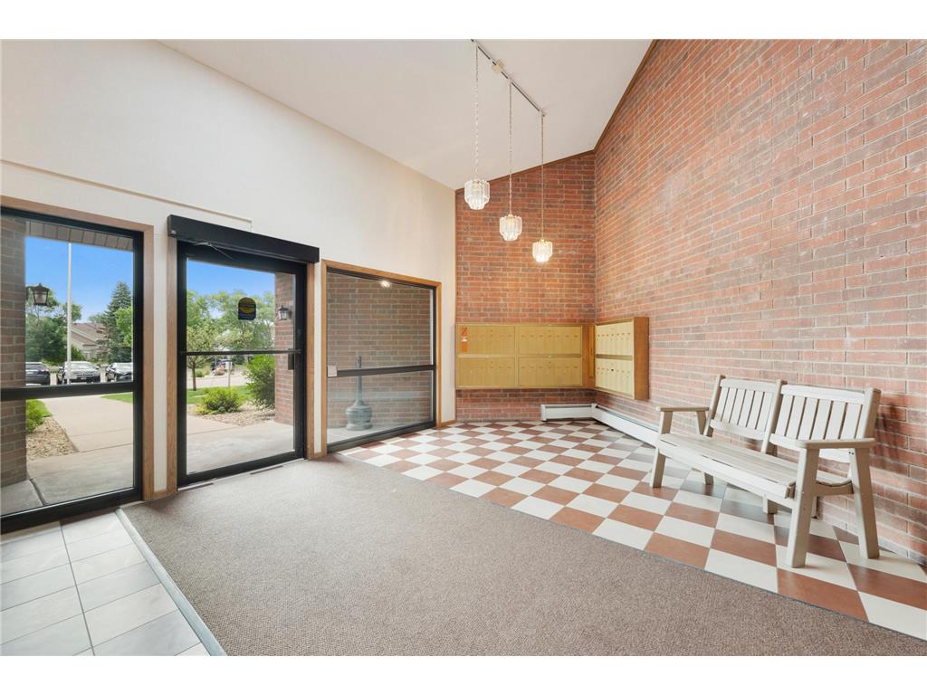1800 Riverwood Drive #301 Burnsville MN 55337 7114233 image14