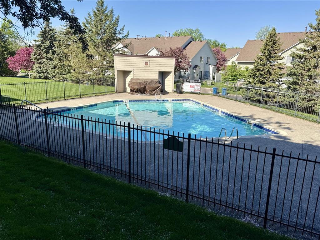 1800 Riverwood Drive #318 Burnsville MN 55337 7021416 image39