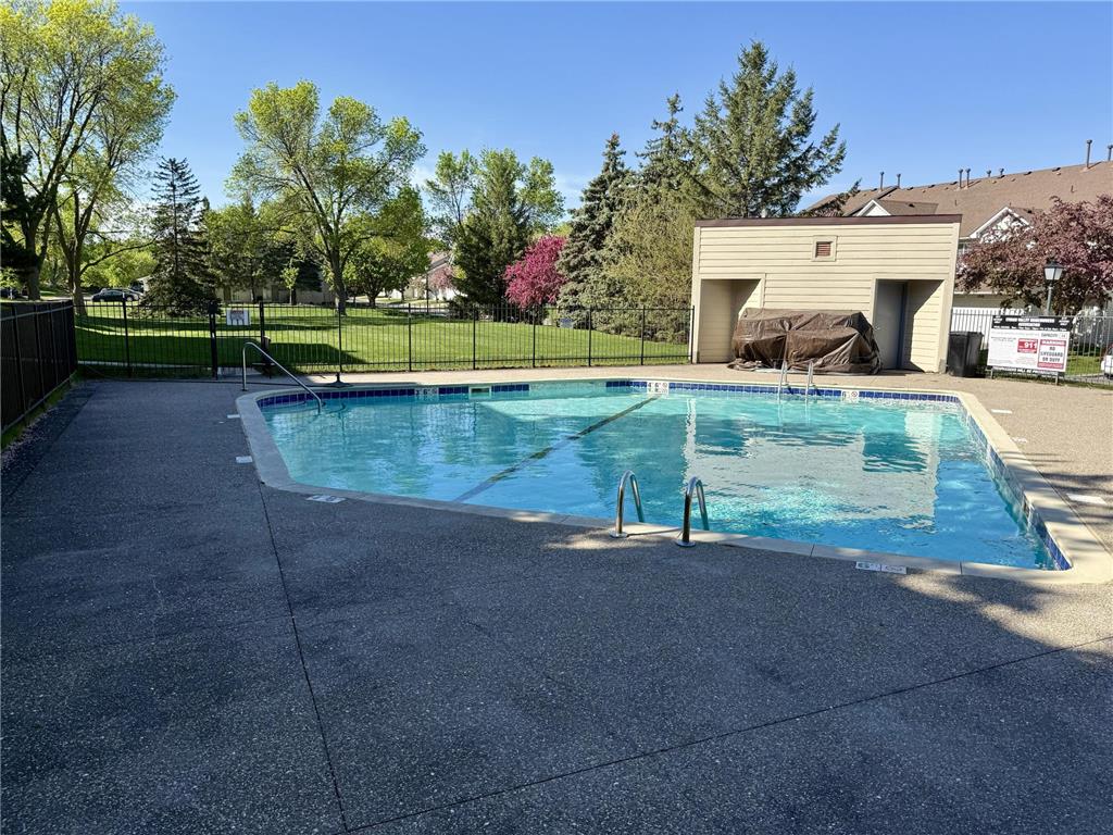 1800 Riverwood Drive #318 Burnsville MN 55337 7021416 image40