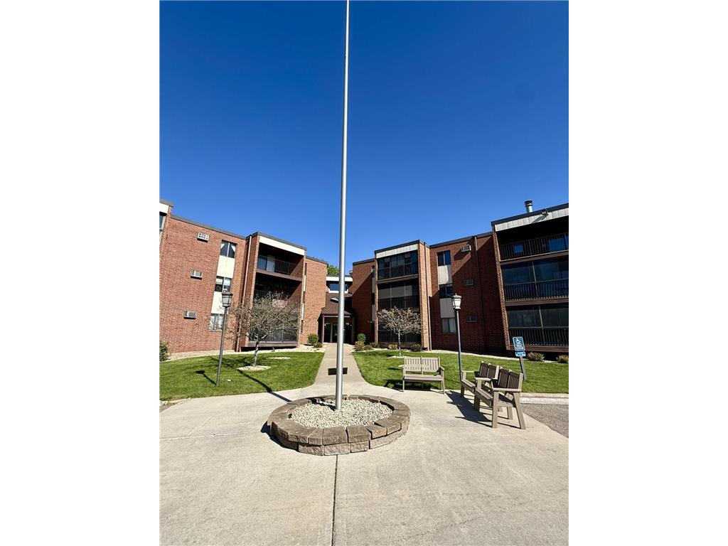 1800 Riverwood Drive #318 Burnsville MN 55337 7021416 image43