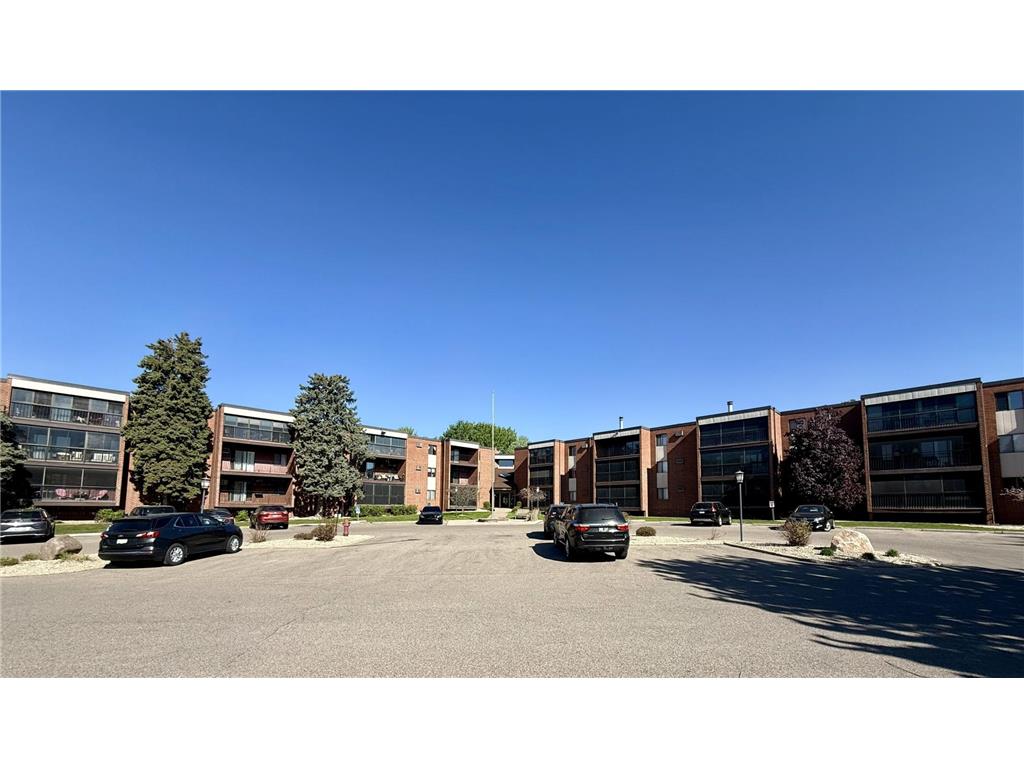1800 Riverwood Drive #318 Burnsville MN 55337 7021416 image5