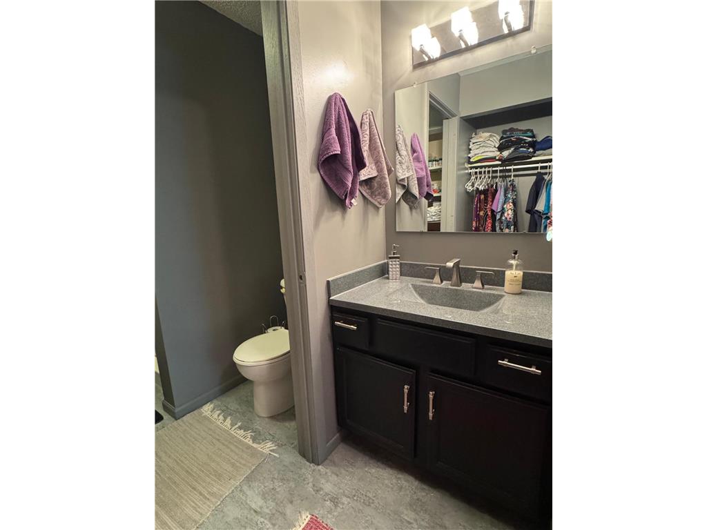 1800 Riverwood Drive #323 Burnsville MN 55337 7038429 image21