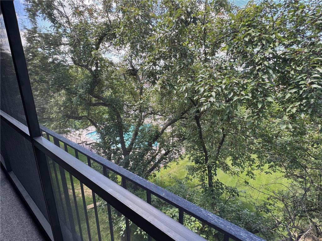 1800 Riverwood Drive #323 Burnsville MN 55337 7038429 image27