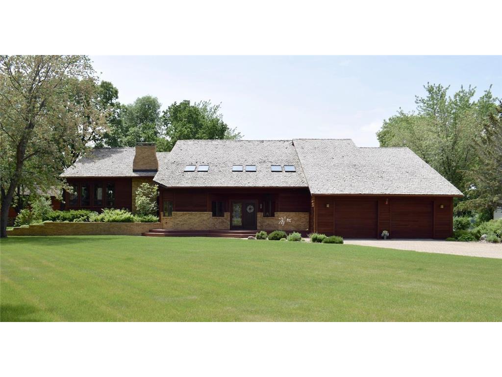 1800 Robin Hood Drive, Thief River Falls, MN 56701 MLS 6385142 Edina Realty