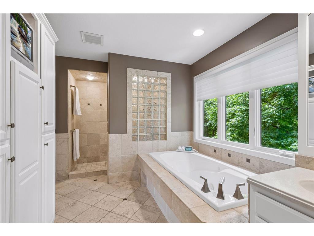 18000 Turtle Point Eden Prairie MN 55347 7081770 image17