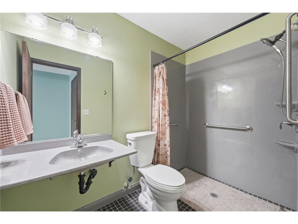 1801 113th Avenue NW #106 Coon Rapids MN 55433 7098502 image16