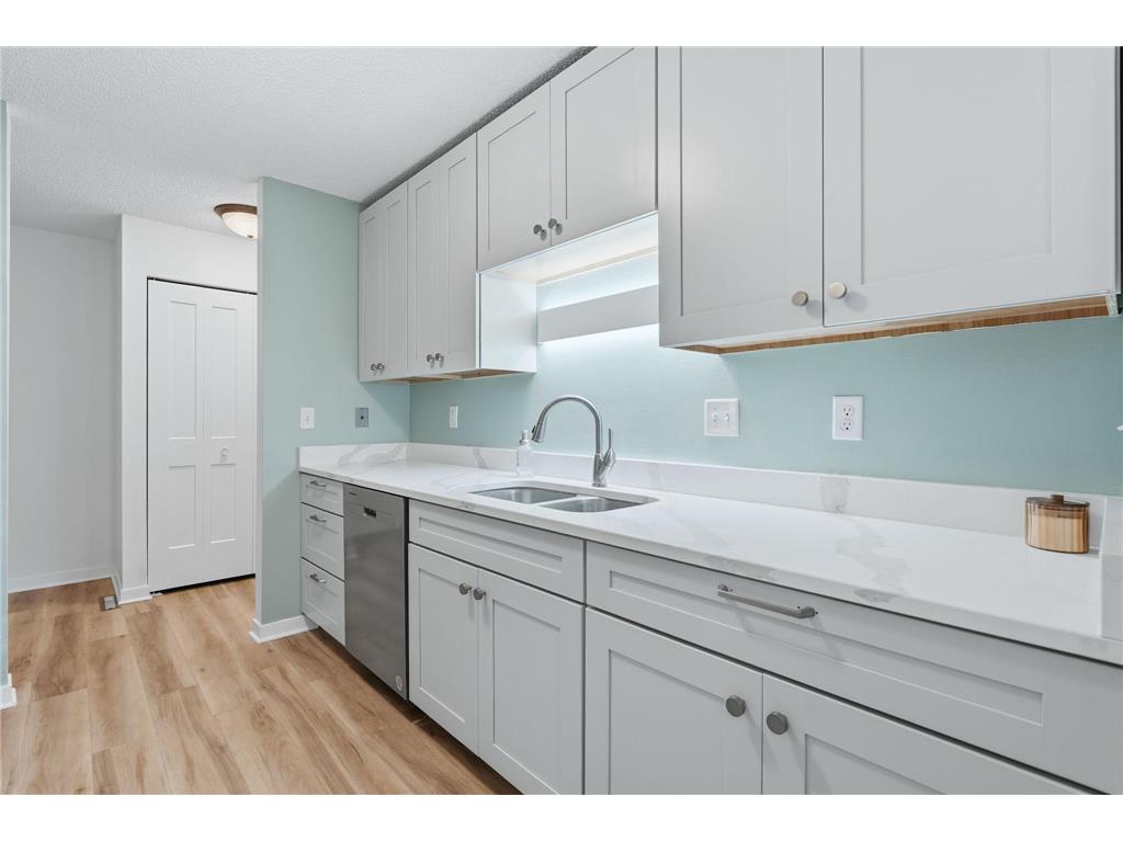 1801 113th Avenue NW #106 Coon Rapids MN 55433 7098502 image5