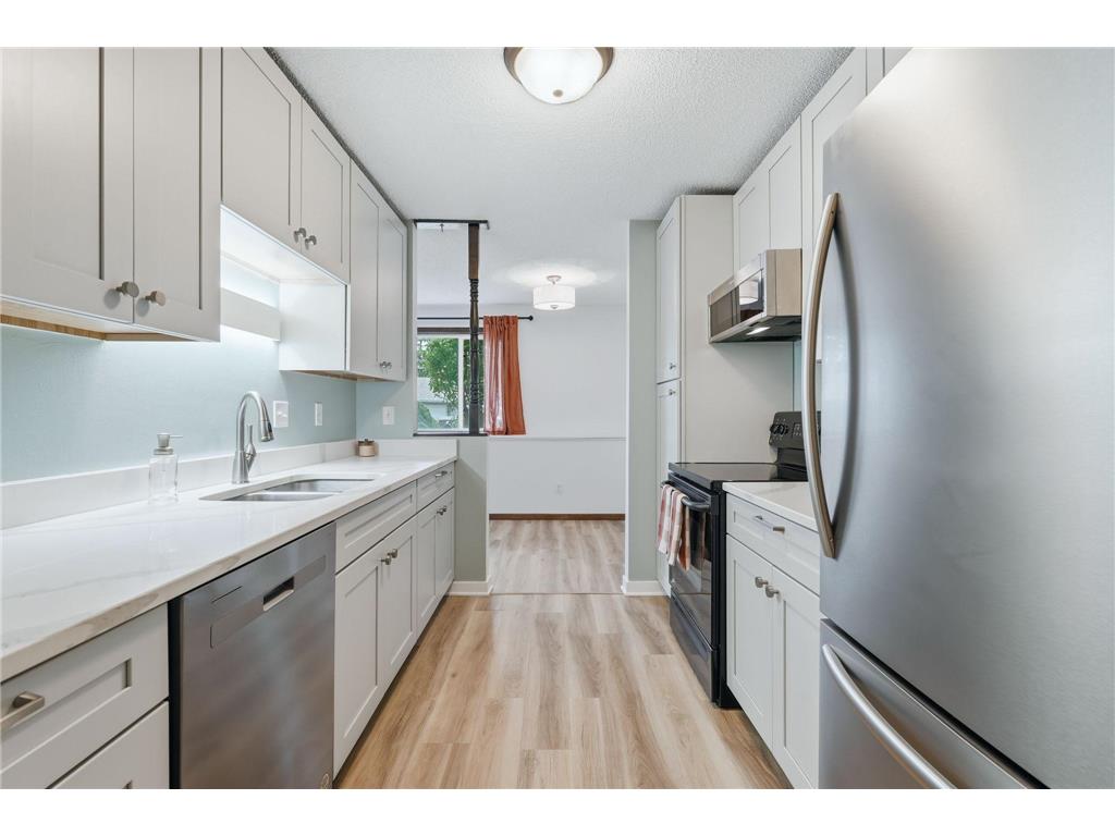 1801 113th Avenue NW #106 Coon Rapids MN 55433 7098502 image7