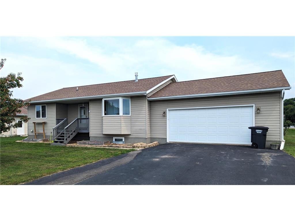 1801 13th Avenue International Falls MN 56649 6409452 image1