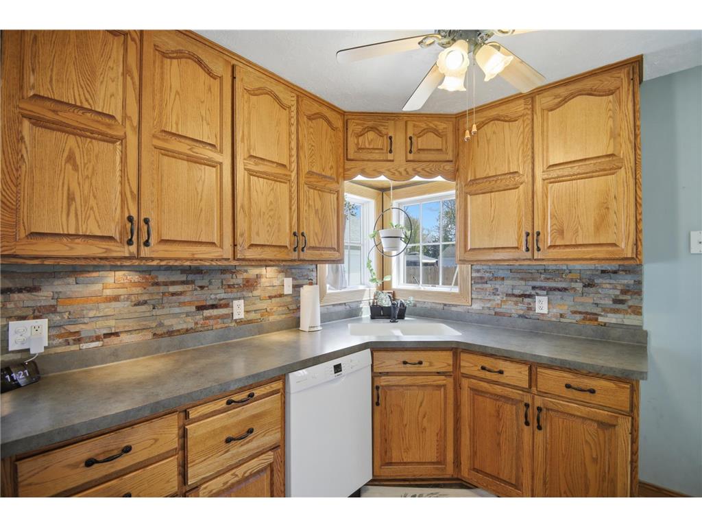 1801 2nd Avenue SE Austin MN 55912 7065024 image17