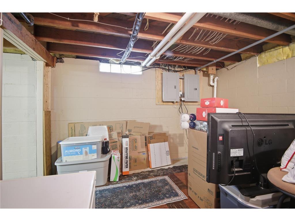 1801 2nd Avenue SE Austin MN 55912 7065024 image33