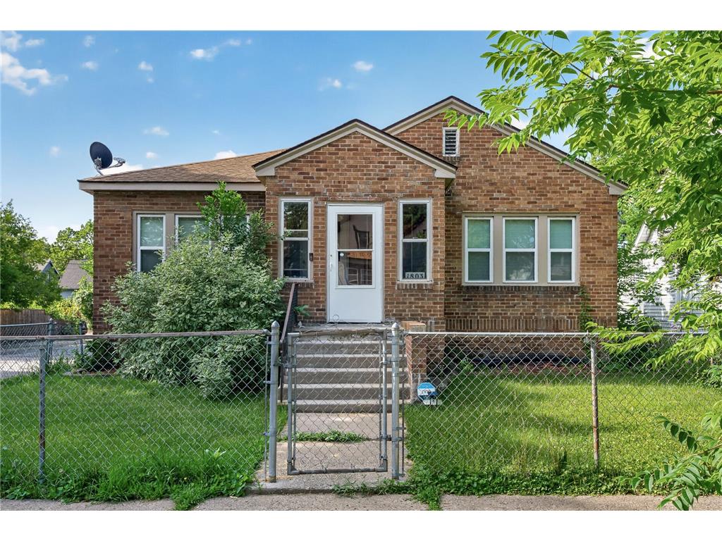 1801 3rd Avenue N Minneapolis MN 55405 7004762 image1