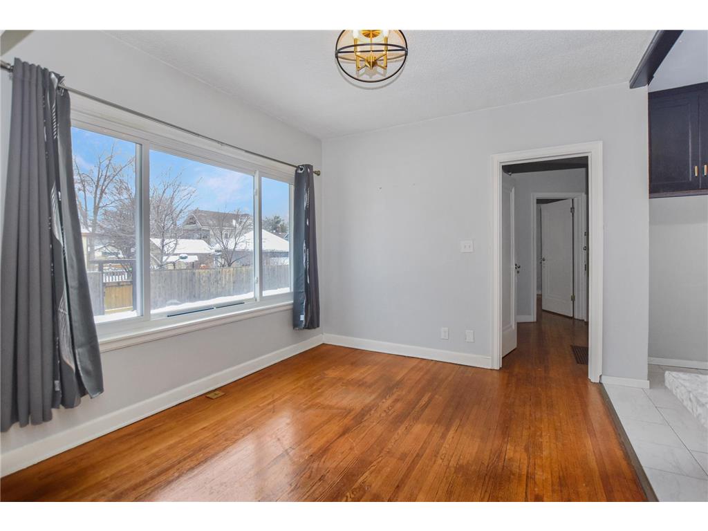 1801 3rd Avenue N Minneapolis MN 55405 7004762 image12