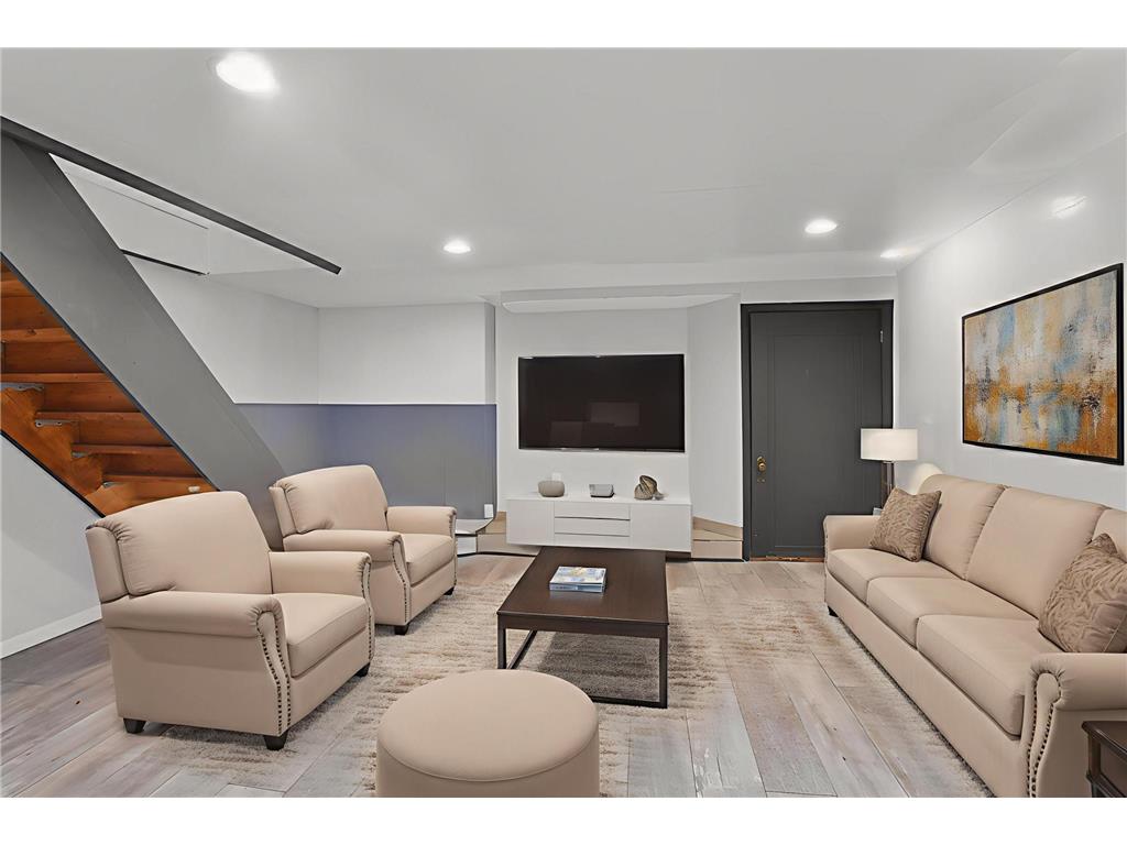 1801 3rd Avenue N Minneapolis MN 55405 7004762 image18