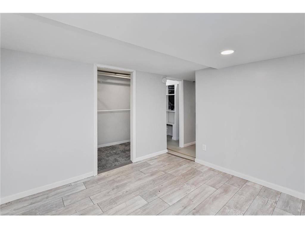 1801 3rd Avenue N Minneapolis MN 55405 7004762 image23