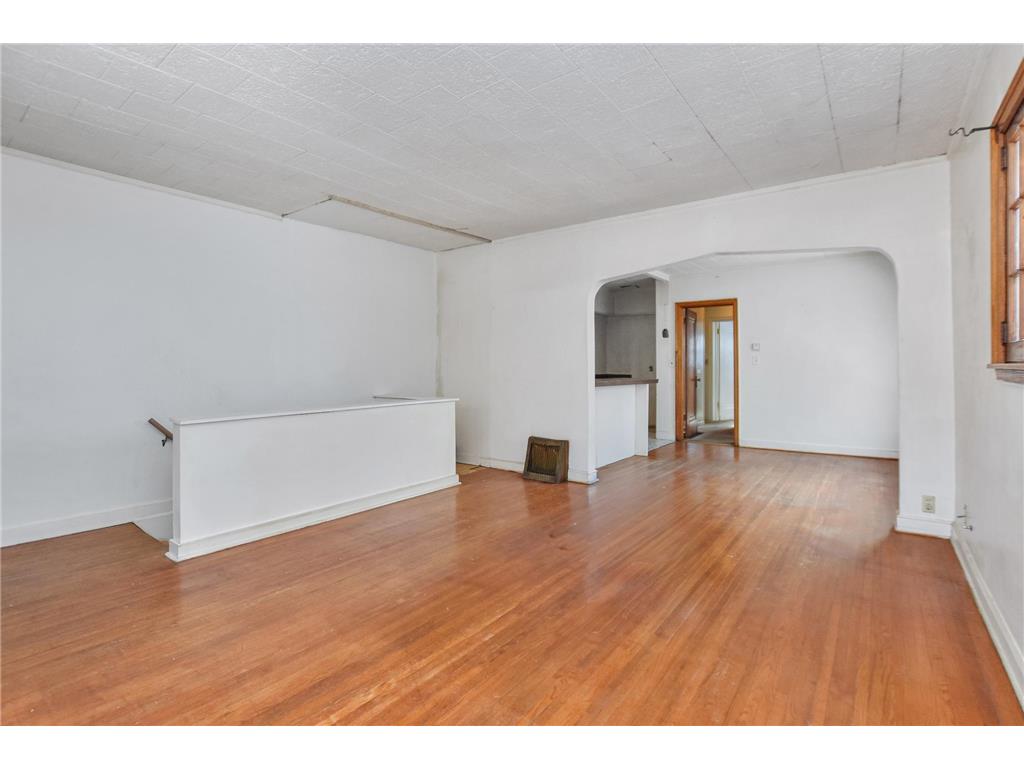 1801 3rd Avenue N Minneapolis MN 55405 7004762 image28