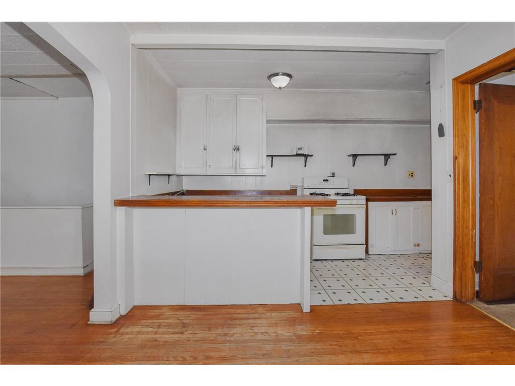 1801 3rd Avenue N Minneapolis MN 55405 7004762 image32