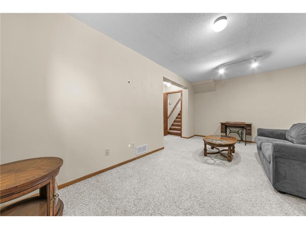 1801 87th Trail N Brooklyn Park MN 55443 7106634 image49