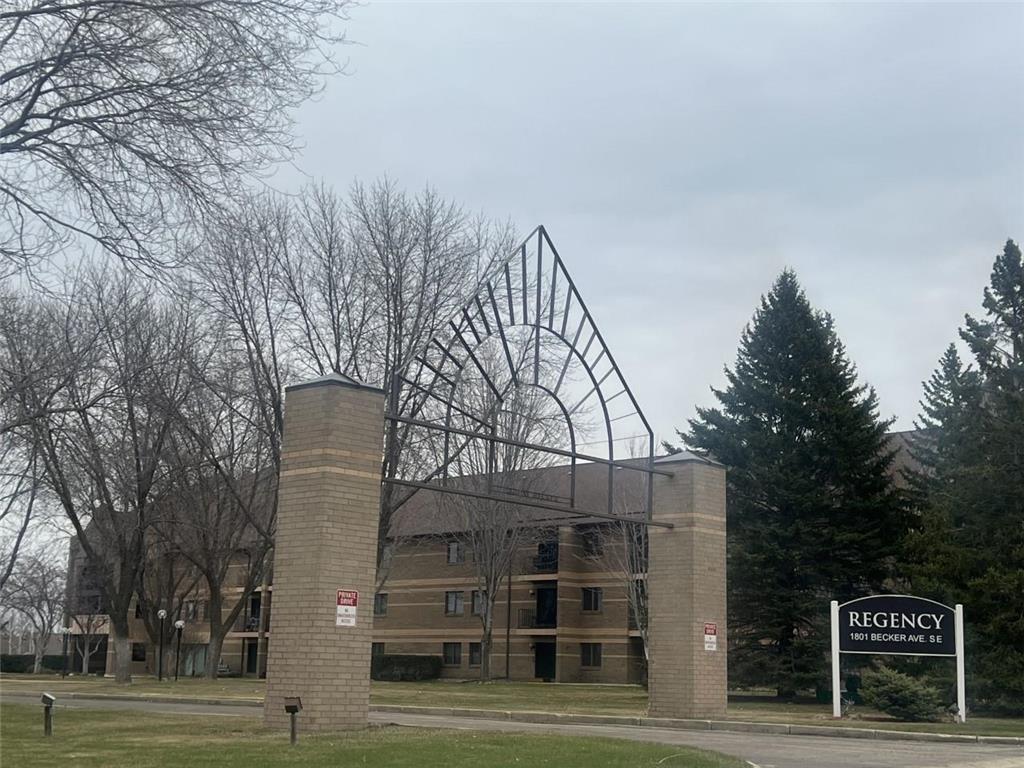 1801 Becker Avenue SE #107 Willmar MN 56201 6360330 image1