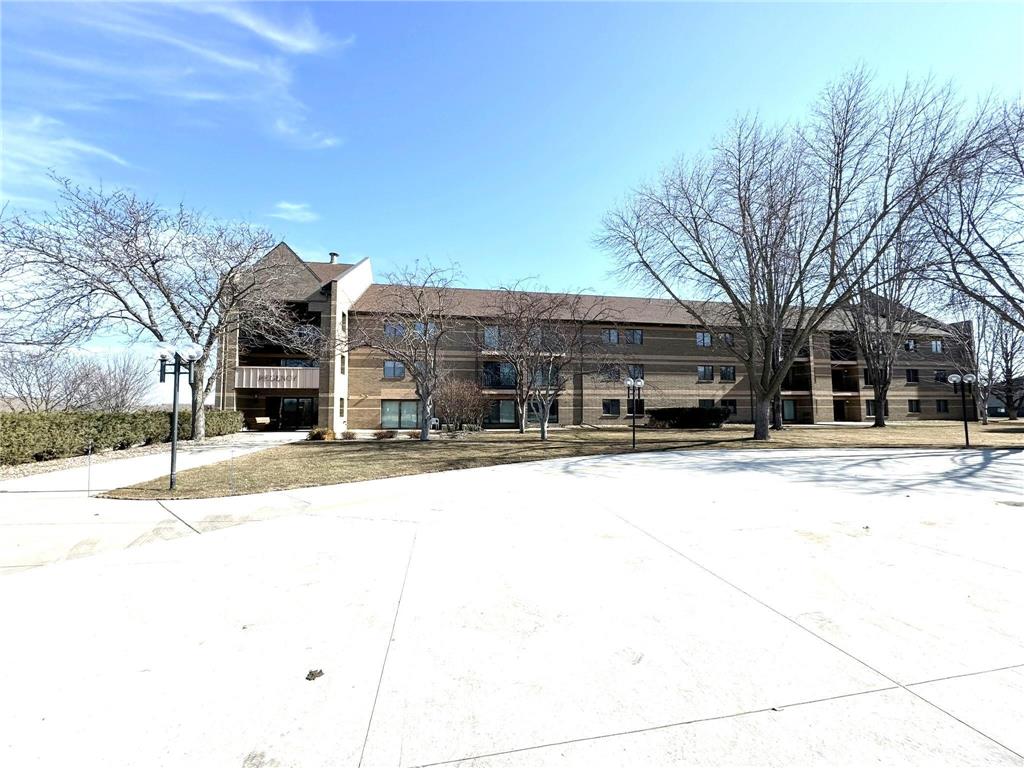 1801 Becker Avenue SE #206 Willmar MN 56201 6505016 image1
