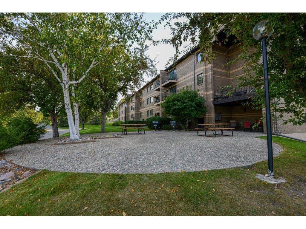 1801 Becker Avenue SE #303 Willmar MN 56201 6440681 image1