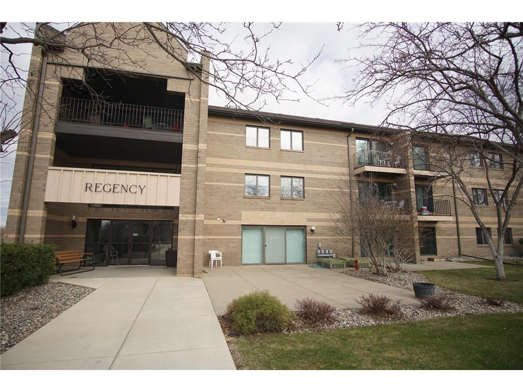 1801 Becker Avenue SE 305, Willmar, MN, 56201 MLS 6363164 Edina