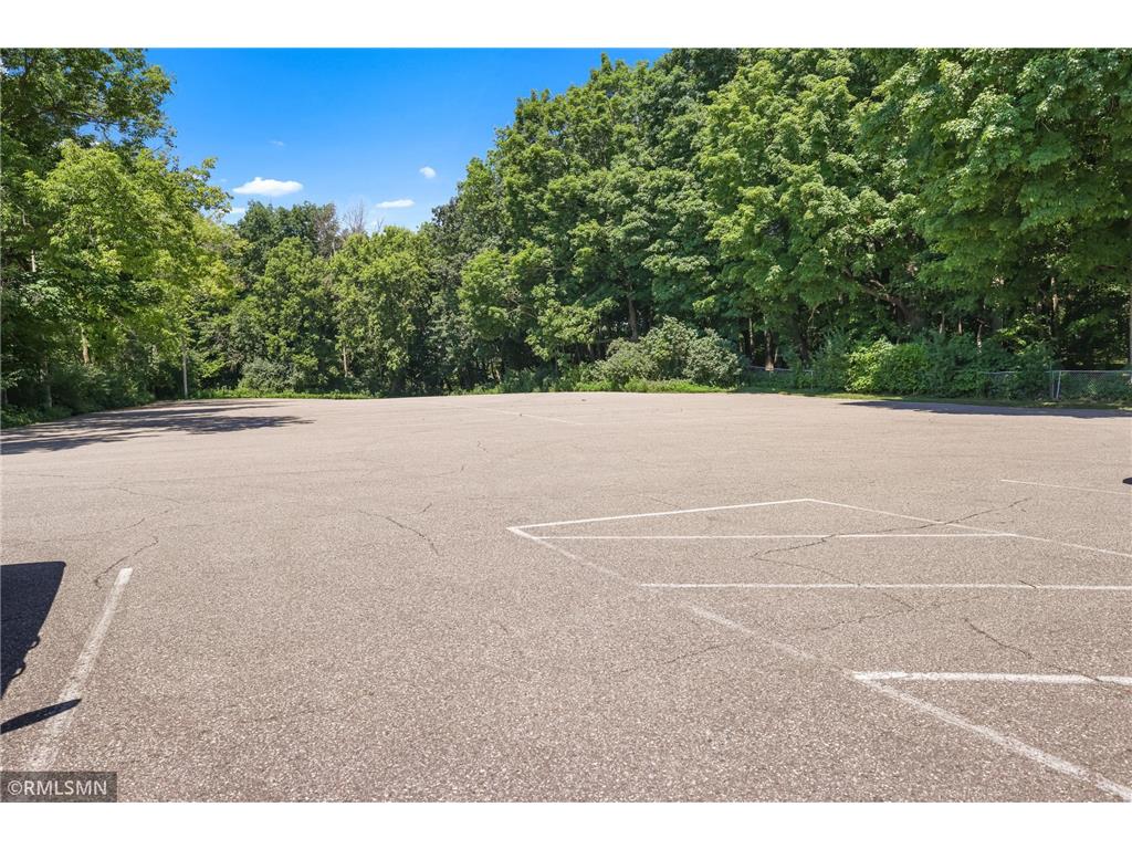 1801 Commerce Boulevard Mound MN 55364 - Lake Minnetonka 6815092 image10