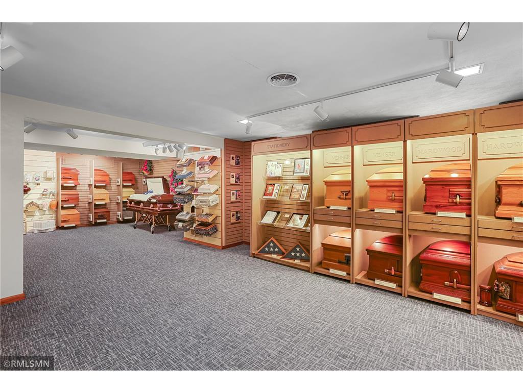 1801 Commerce Boulevard Mound MN 55364 - Lake Minnetonka 6815092 image26