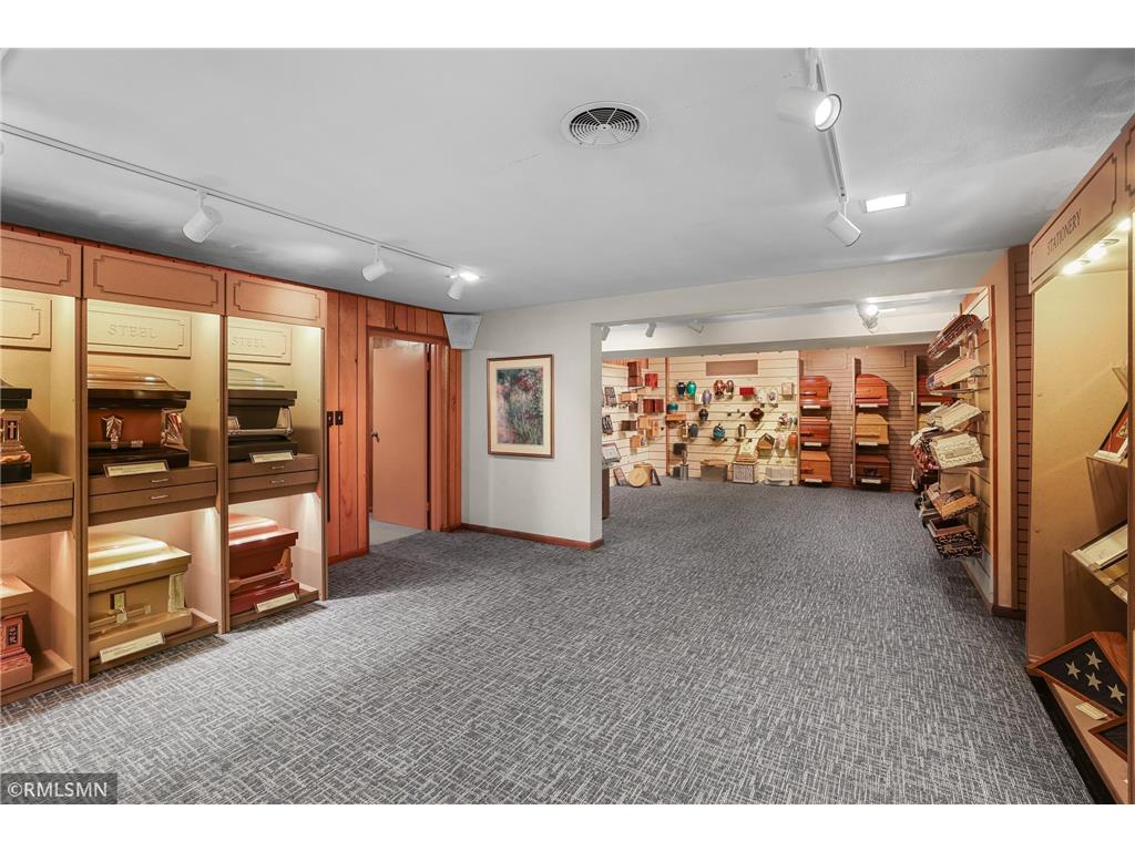 1801 Commerce Boulevard Mound MN 55364 - Lake Minnetonka 6815092 image27