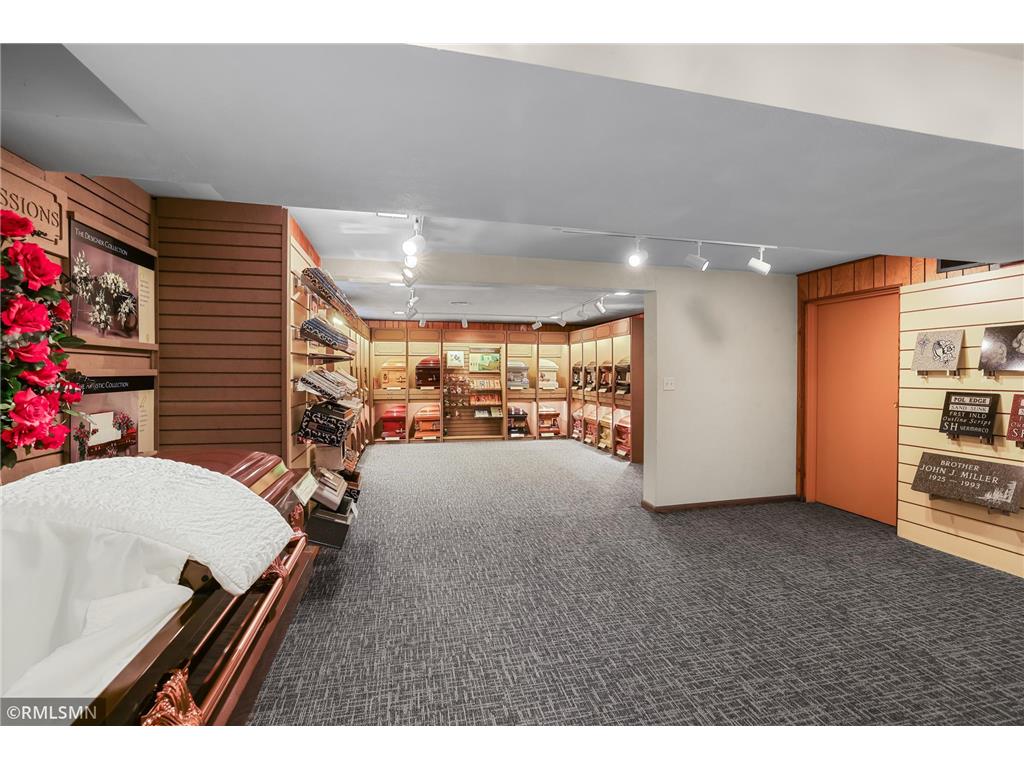 1801 Commerce Boulevard Mound MN 55364 - Lake Minnetonka 6815092 image30