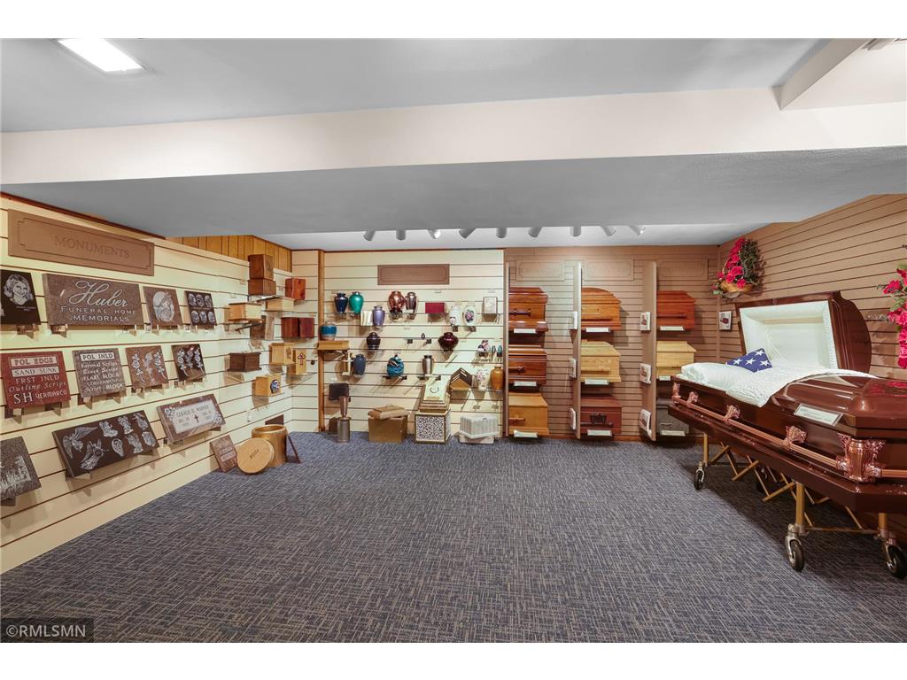 1801 Commerce Boulevard Mound MN 55364 - Lake Minnetonka 6815092 image32