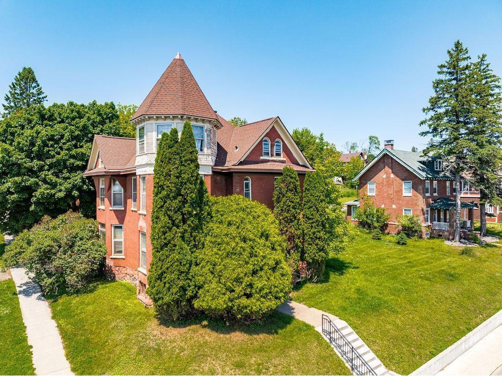 1801 E 4th Street Duluth MN 55812 7038886 image1
