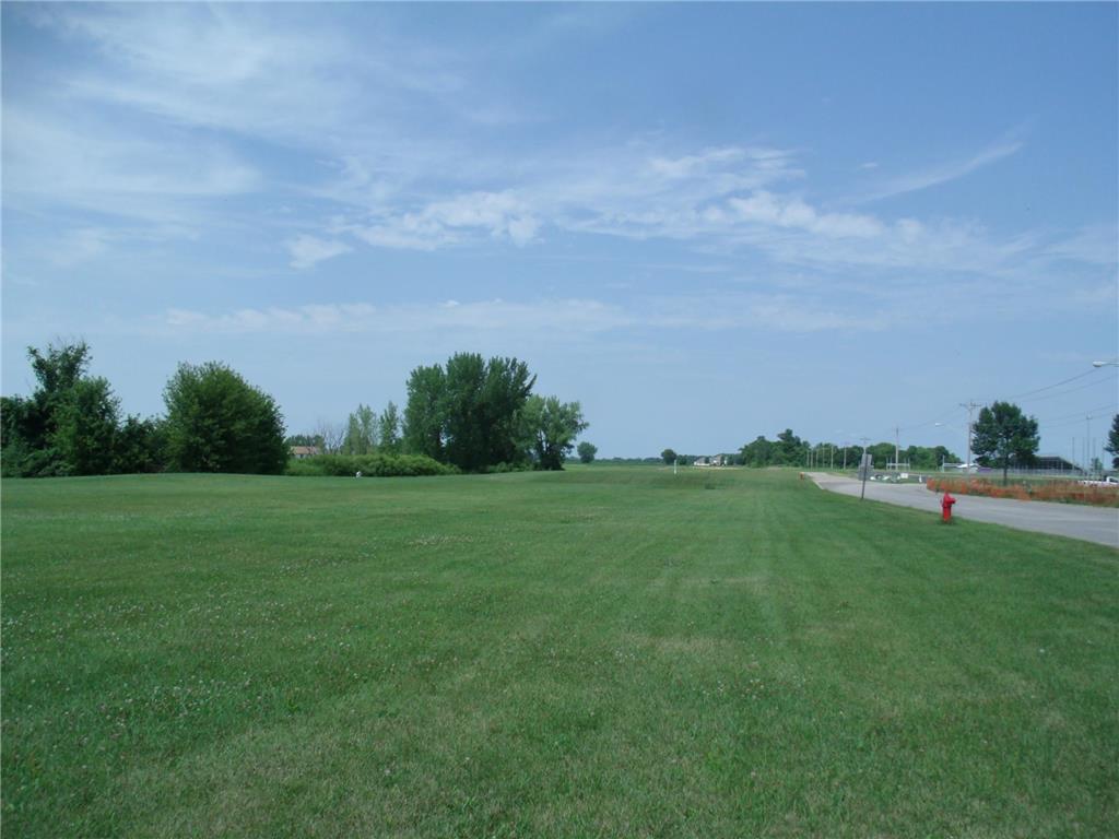 1801 Pryor Avenue N Glencoe MN 55336 6327575 image1