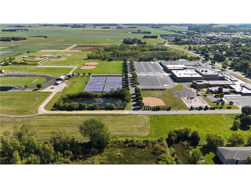 1801 Pryor Avenue N Glencoe MN 55336 6787367 image10