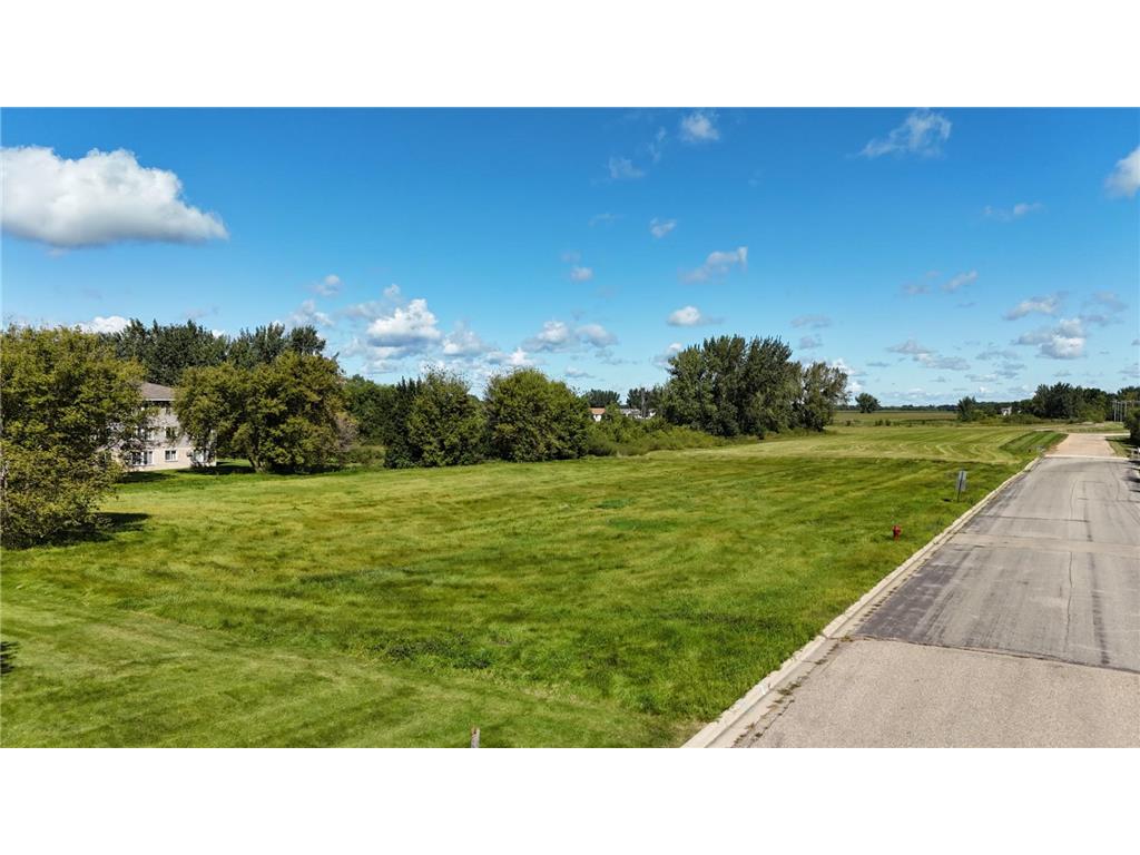 1801 Pryor Avenue N Glencoe MN 55336 6787367 image19