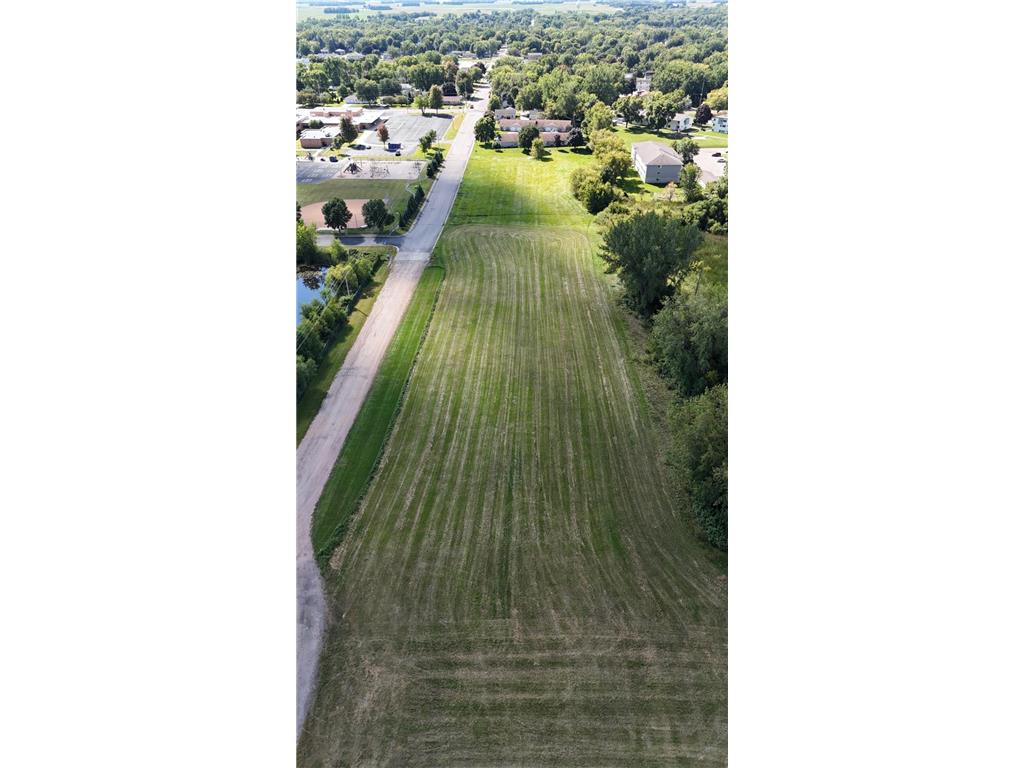 1801 Pryor Avenue N Glencoe MN 55336 6787367 image21