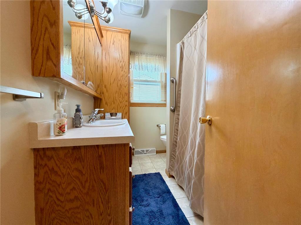 1801 S Shore Drive Worthington MN 56187 7086275 image19