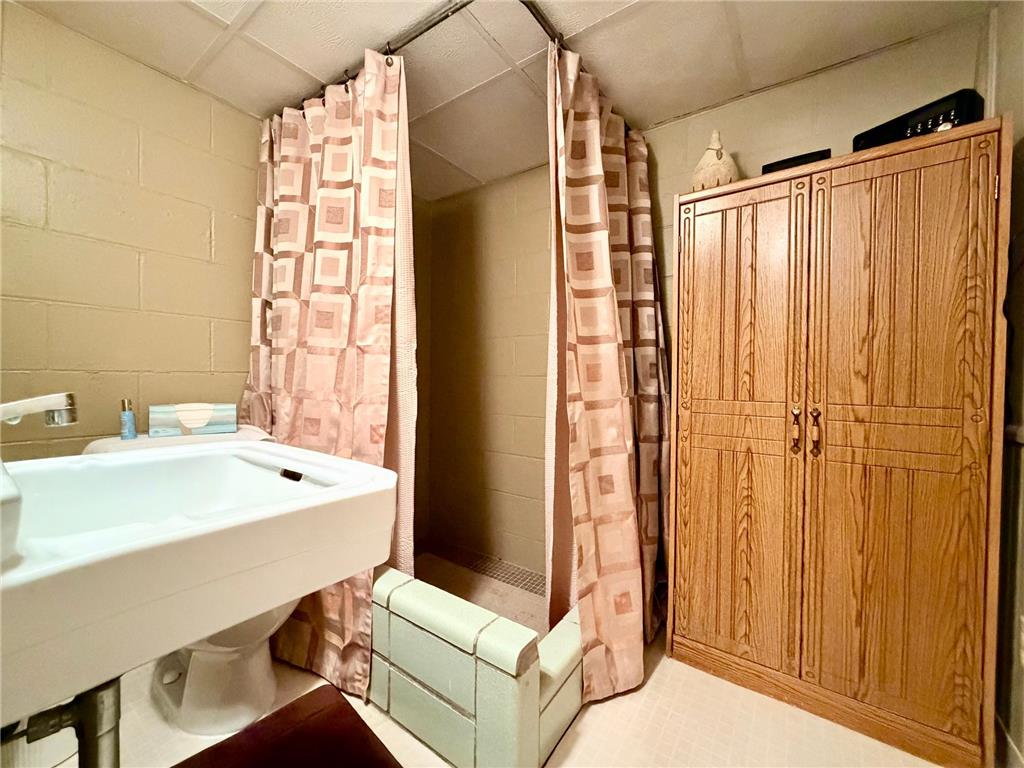 1801 S Shore Drive Worthington MN 56187 7086275 image26